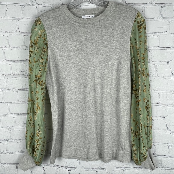 CURRENT AIR gray knit top with floral lightweight balloon sleeves, size S - Picture 2 of 16